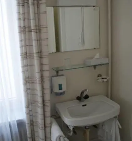 Stadthof Budget City Center Szálloda 3*