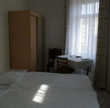 Stadthof Budget City Center 호텔 3*